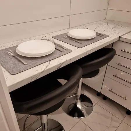 Dusan Center Parlament Belgrade